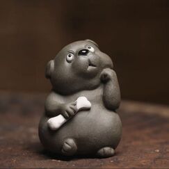 Фигурка Пес и Кость, глина